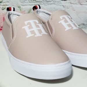 Tommy Hilfiger Women's Lucey Sneaker n Blush